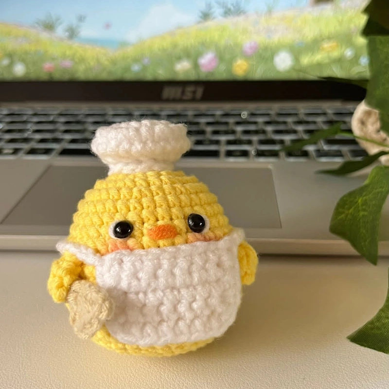 AMIGURUMI BEBEK